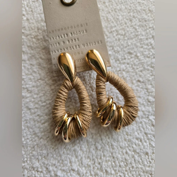 Anthropologie, Raffia-Wrapped Hoop Earrings, Tan - NWT!!! - Picture 6 of 7